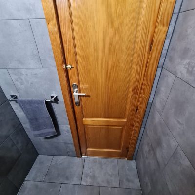 Bathroom-1 (11)